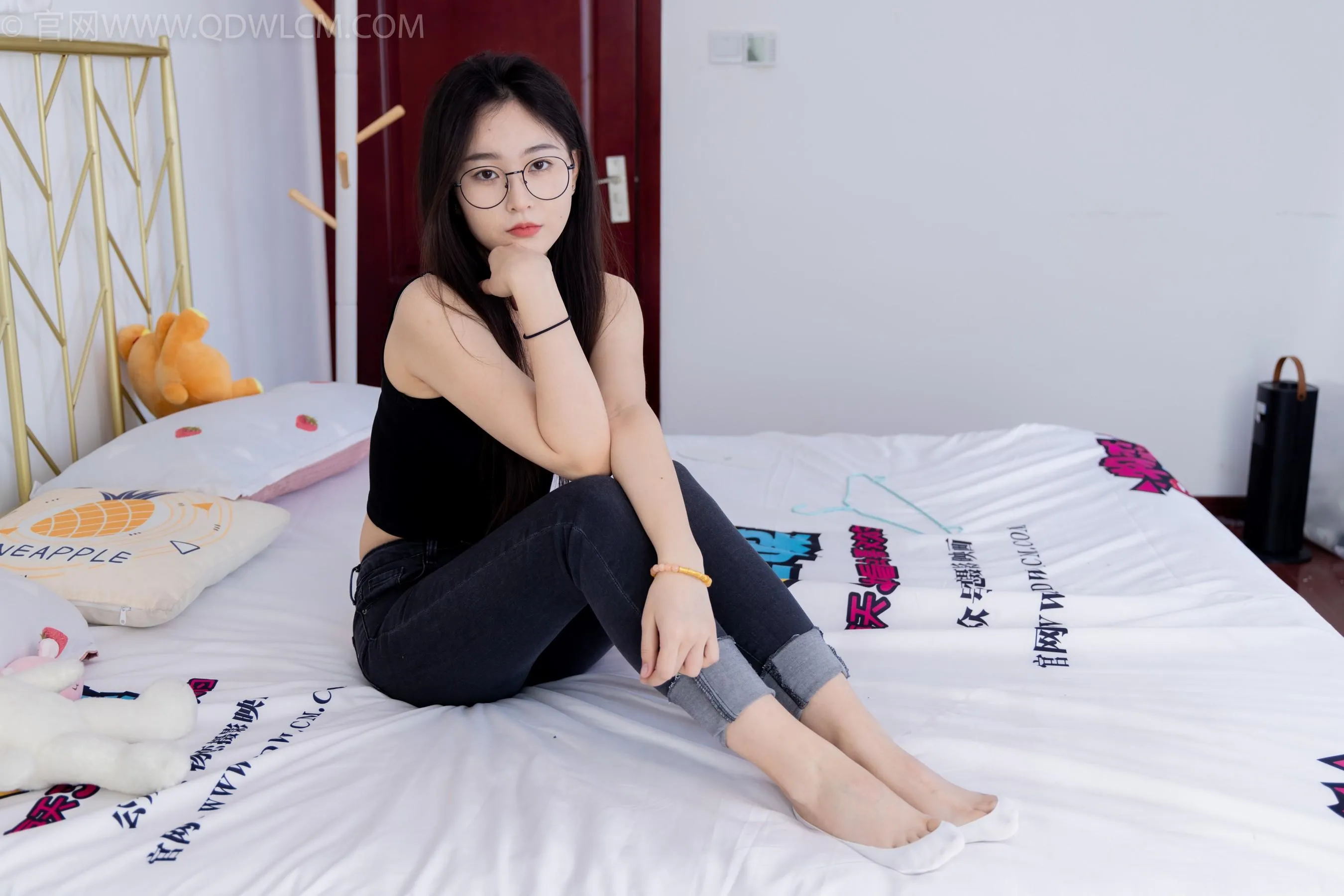 物恋传媒 NO.1497 美兔-春雨绵绵 [151P]插图4